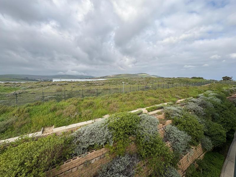 To Let 1 Bedroom Property for Rent in Richwood Western Cape